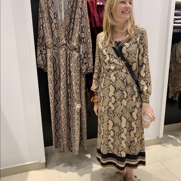 Snake print fall maxi dress - Picture 4 of 4